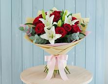 Букет цветов из:  Лилии и Розы в Седкыркещ