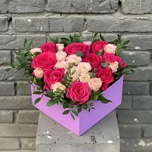 Цветочная композиция из Розы в коробке в Седкыркещ