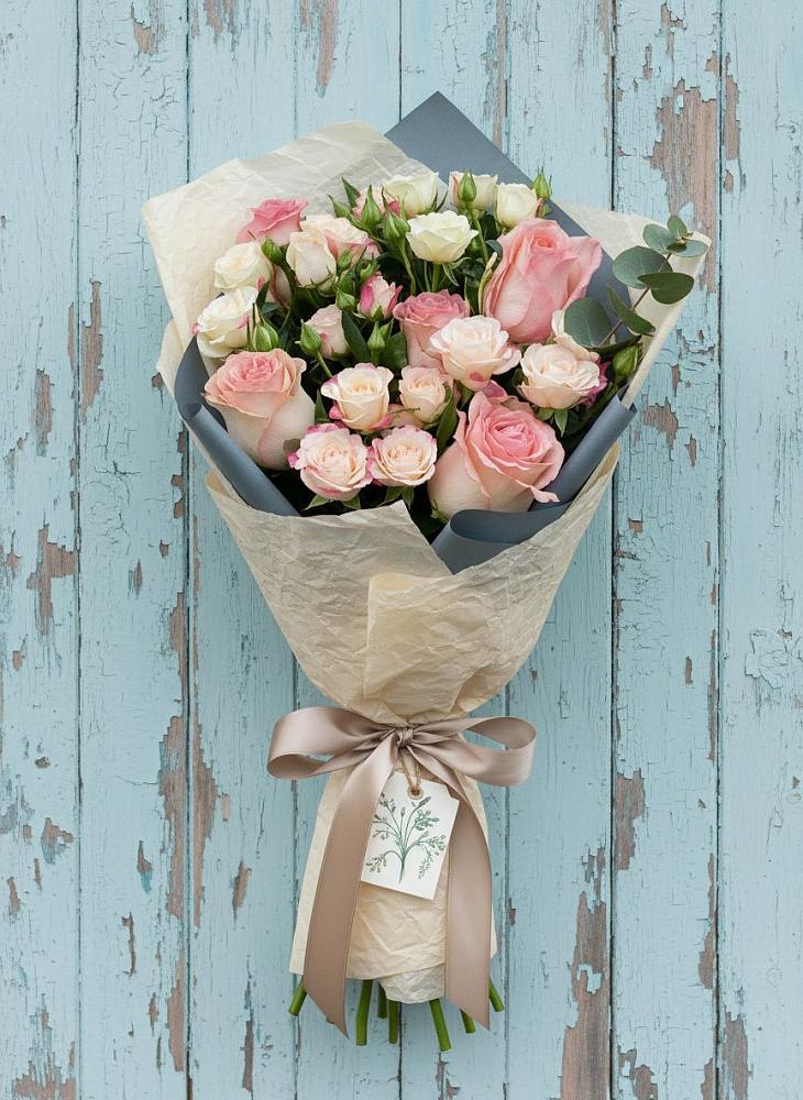 Букет цветов из: Розы в Седкыркещ