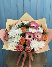 Букет цветов из:  Розы, Герберы и Хризантемы в Седкыркещ
