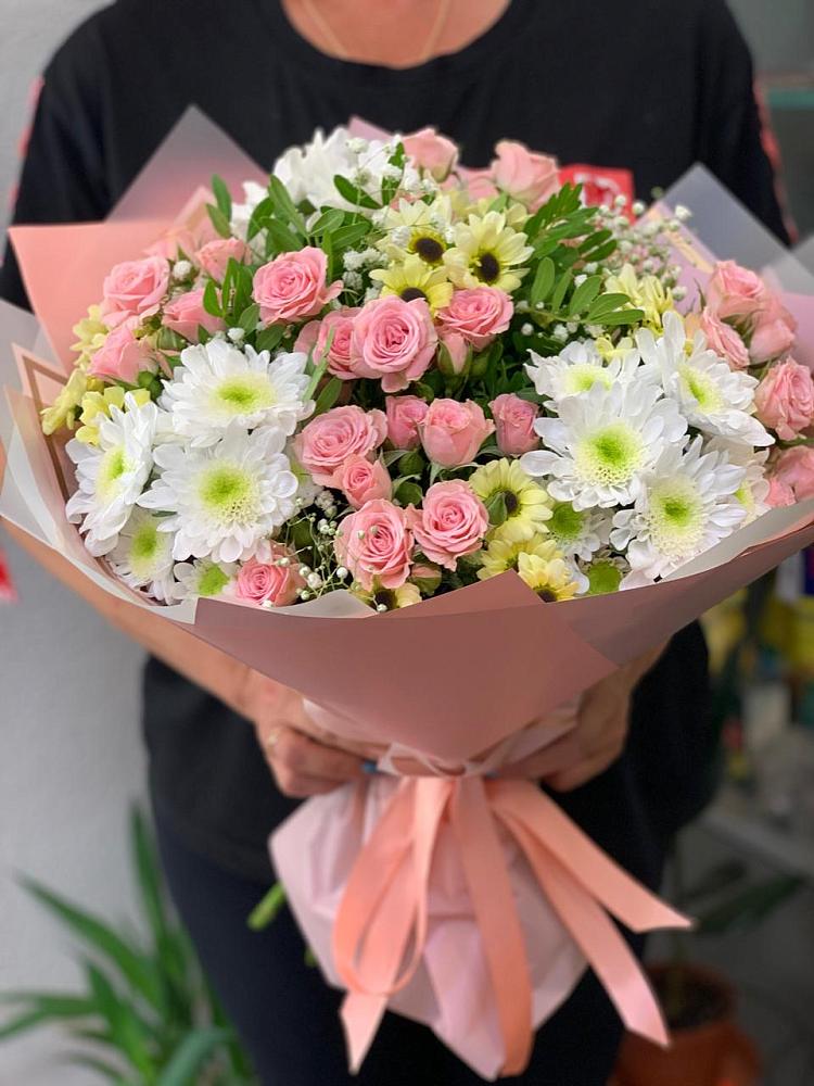 Букет цветов из: Розы и Хризантемы в Седкыркещ