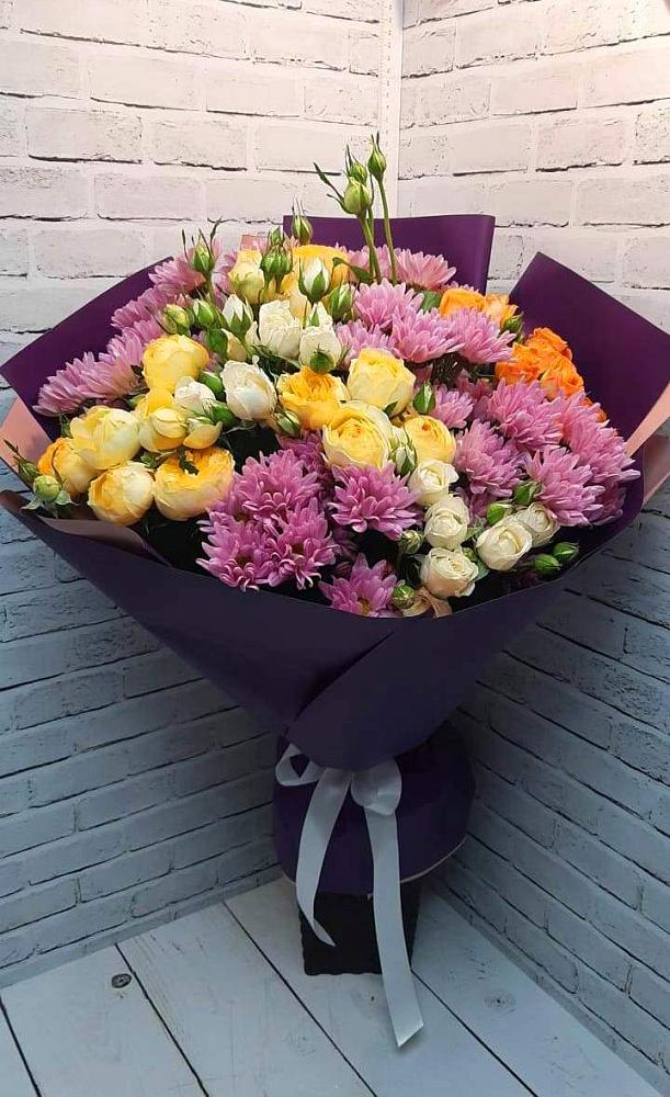 Букет цветов из: Хризантемы и Розы в Седкыркещ