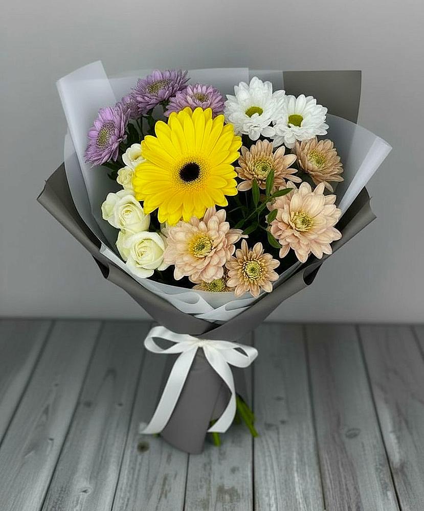 Букет цветов из: Розы, Герберы и Хризантемы в Седкыркещ
