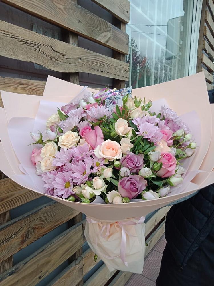 Букет цветов из: Розы и Хризантемы в Седкыркещ