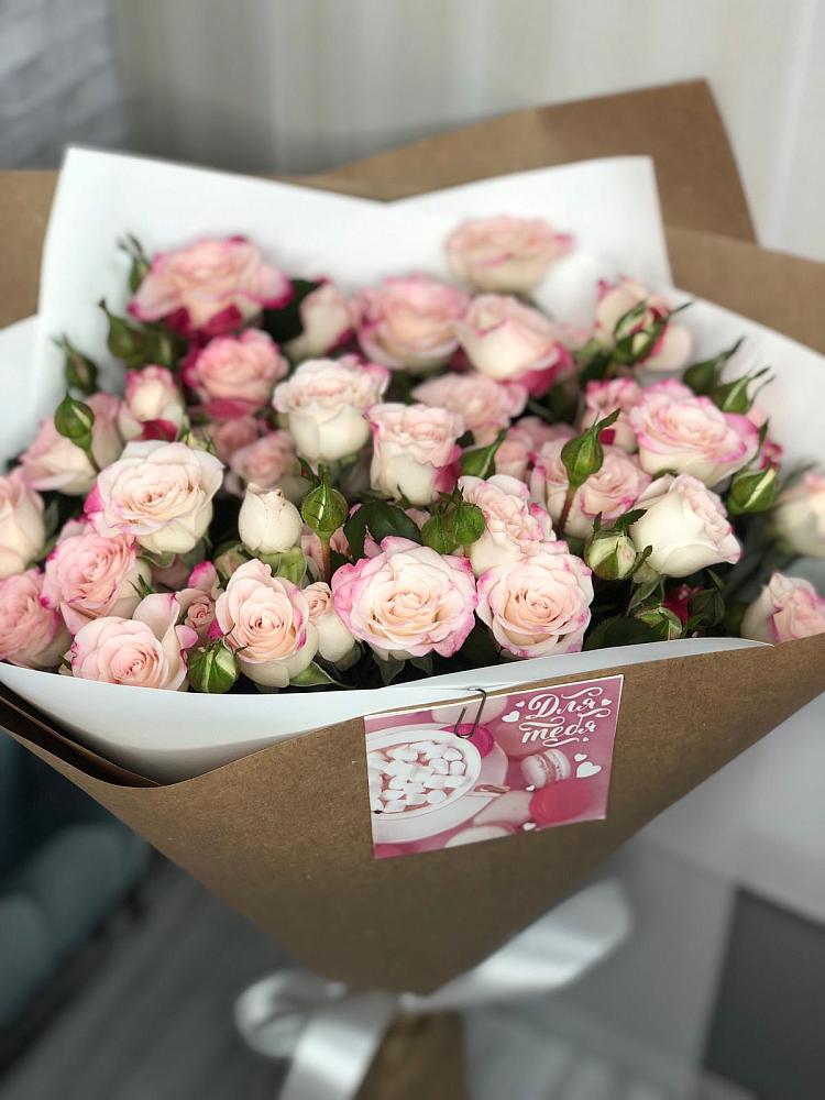 Букет цветов из: Розы в Седкыркещ