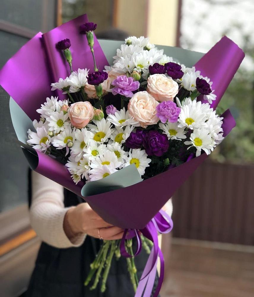Букет цветов из: Хризантемы, Гвоздики и Розы в Седкыркещ