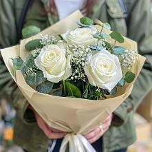 Букет цветов из:  Розы в Седкыркещ