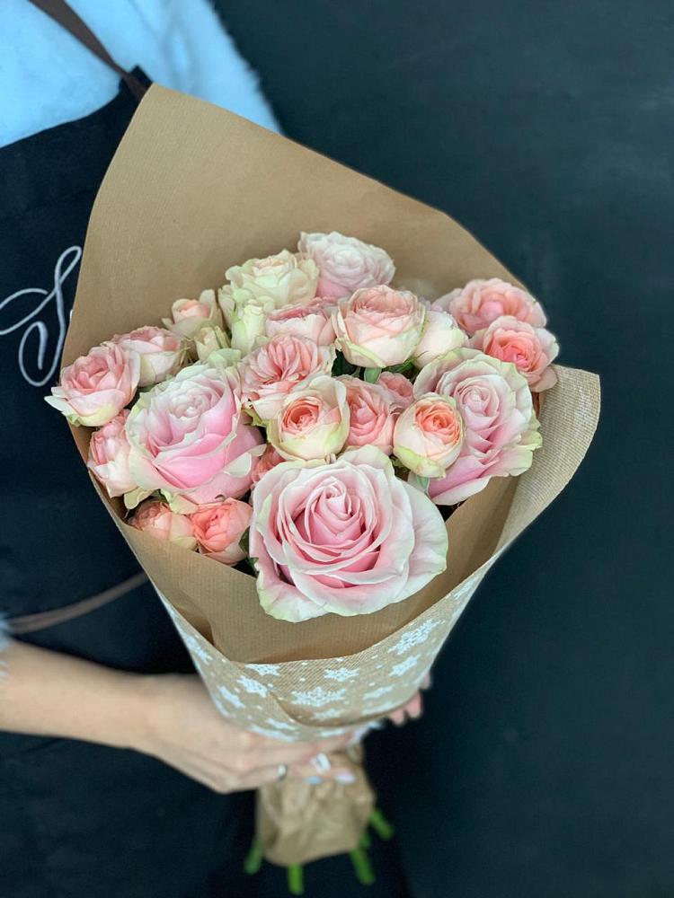 Букет цветов из: Хризантемы и Розы в Седкыркещ