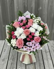 Букет цветов из:  Альстромерии, Гвоздики, Розы и Хризантемы в Седкыркещ