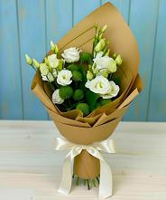 Букет цветов из:  Хризантемы и Лизиантусы в Седкыркещ