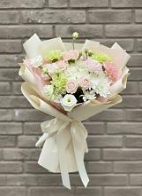 Букет цветов из:  Гвоздики, Розы, Лизиантусы и Хризантемы #REPLACE_PRED# Седкыркещ