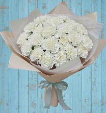 Букет цветов из:  Гвоздики в Седкыркещ
