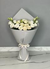 Букет цветов из:  Розы и Лизиантусы в Седкыркещ